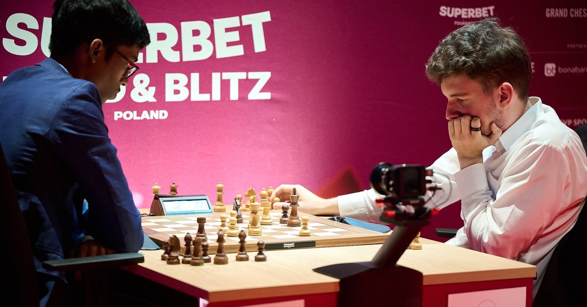 Czołówka szachowych arcymistrzów walczy w Warszawie. O wszystkim zdecydują szachy błyskawiczne