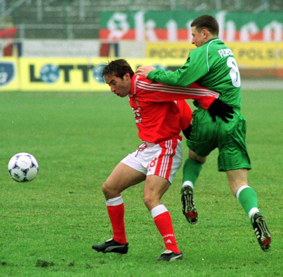 Cunha Carlitos (L) i Dariusz Filipczak (P) ze Śląska Wrocław w towarzyskim meczu obu drużyn