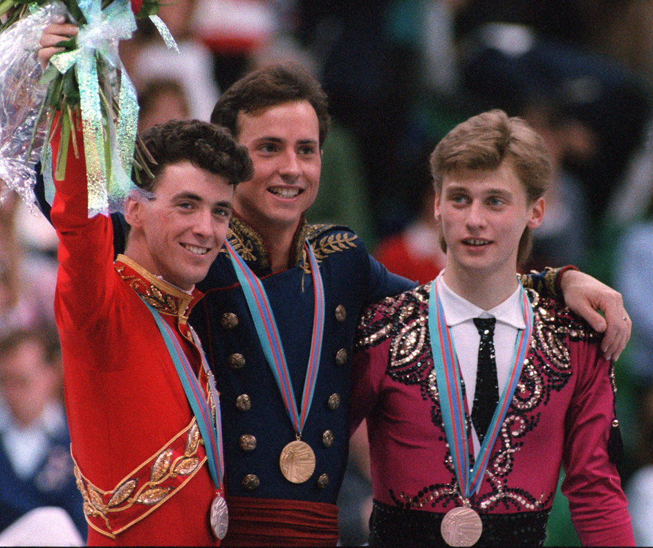 Wiktor Petrenko (z prawej) w czasie Zimowych Igrzysk Olimpijskich w Calgary w 1988 r.