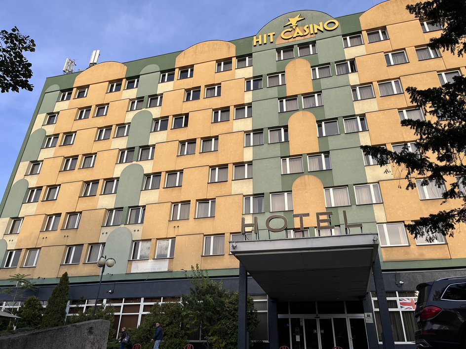 Hotel Mieszko w Gorzowie Wielkopolskim. To tu przebywa 328 uchodźców z Ukrainy