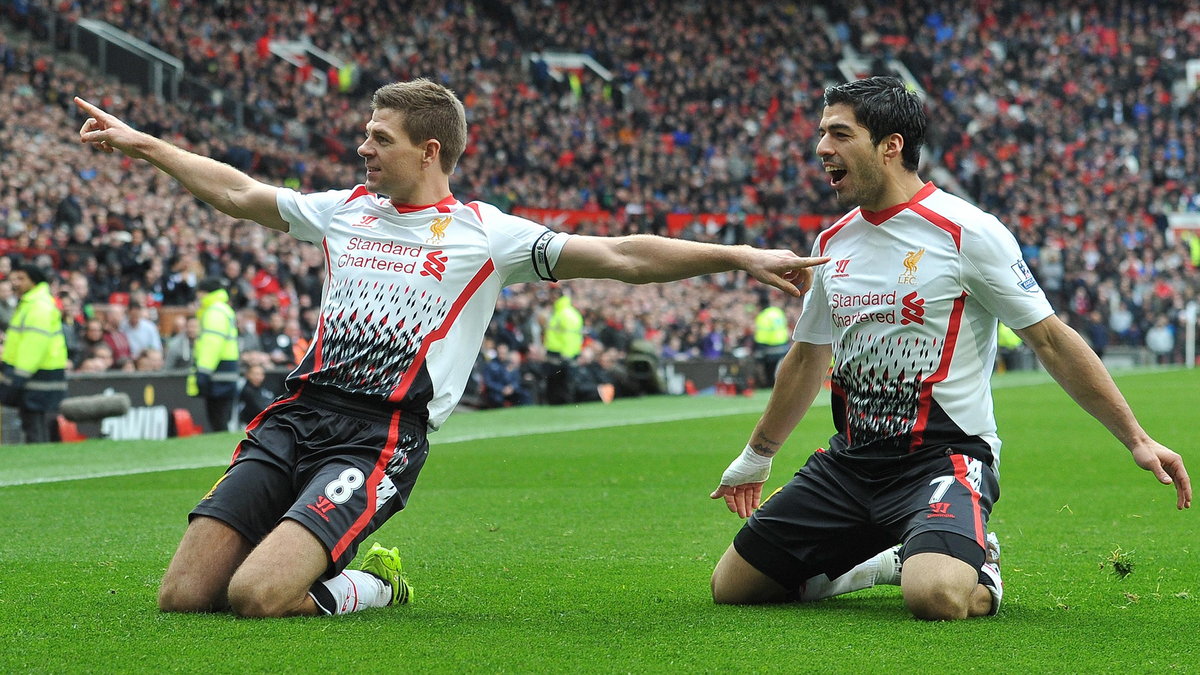 Steven Gerrard (z lewej) miał ostatnio dużo powodów do radości