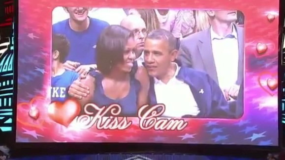 Barack Obama w Kiss Cam