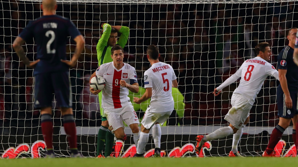 Lewandowski tuż po zdobyciu gola na 2:2 na Hampden Park