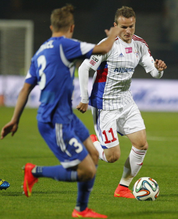 PIŁKA NOŻNA EKSTRAKLASA RUCH CHORZÓW GÓRNIK ZABRZE ( Daniel Dziwniel Roman Gergel )