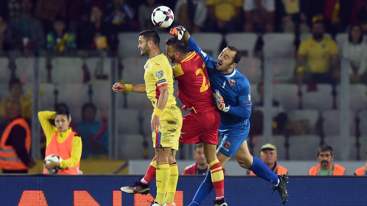 Marko Simic (w środku)