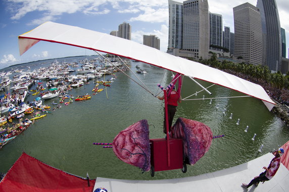 Te cyda potrafią latać - Red Bull Flutag