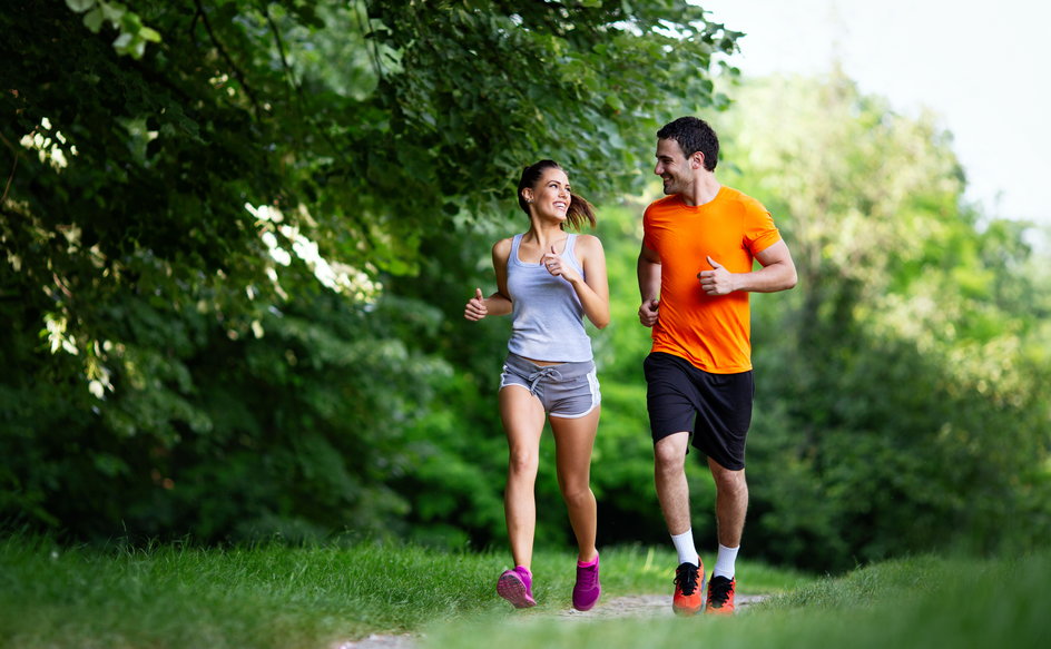 Bieganie bardzo pomaga zredukować tkankę tłuszczową