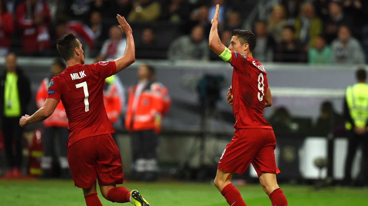 Arkadiusz Milik i Robert Lewandowski