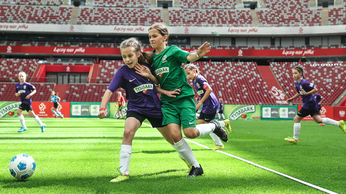 Z Podwórka na stadion o puchar Tymbarku