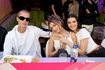 Wokalista Justin Bieber z żoną Hailey Bieber i celebrytka Kendall Jenner na Super Bowl 2022