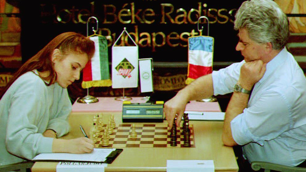 Judit Polgar w meczu z mistrzem świata Borisem Spasskim w 1993 r.