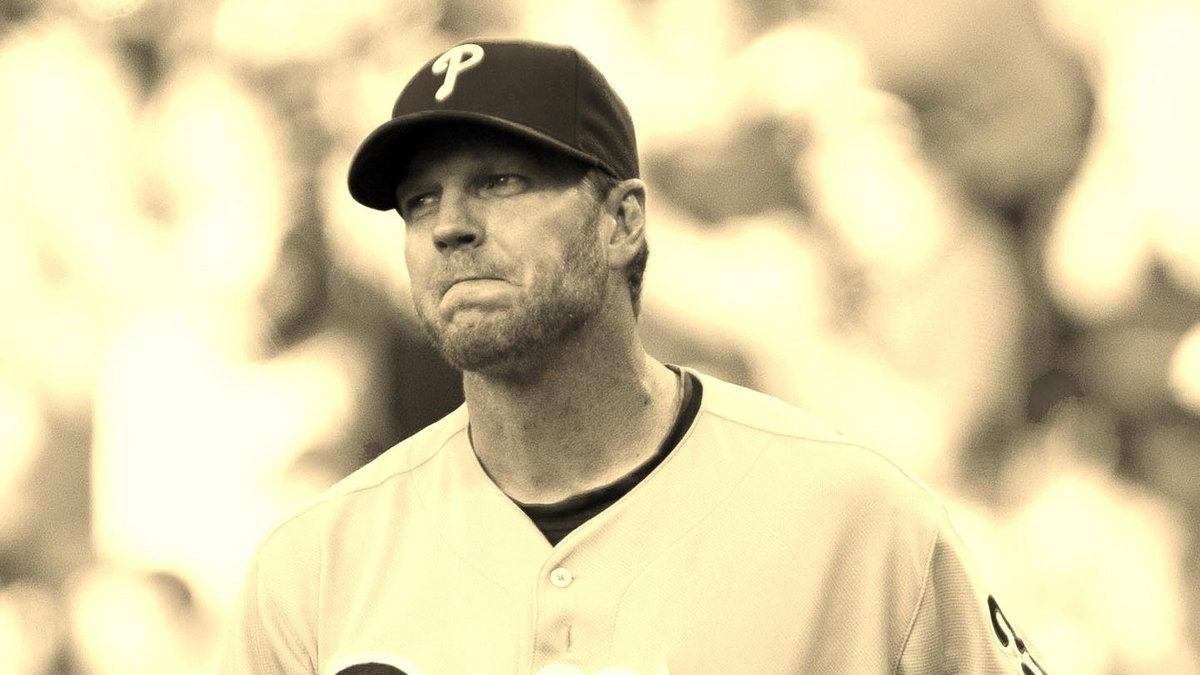 Baseball: Tributes pour in after Halladay dies in plane crash