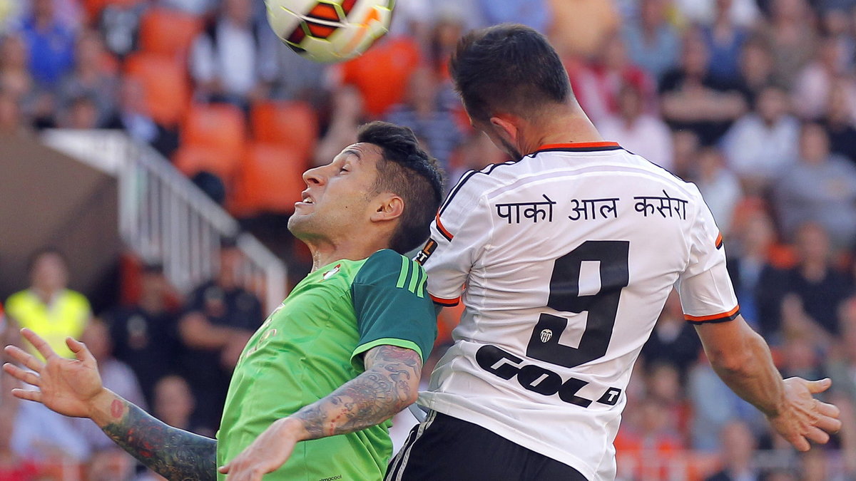 Hugo Mallo (L)i Paco Alcacer