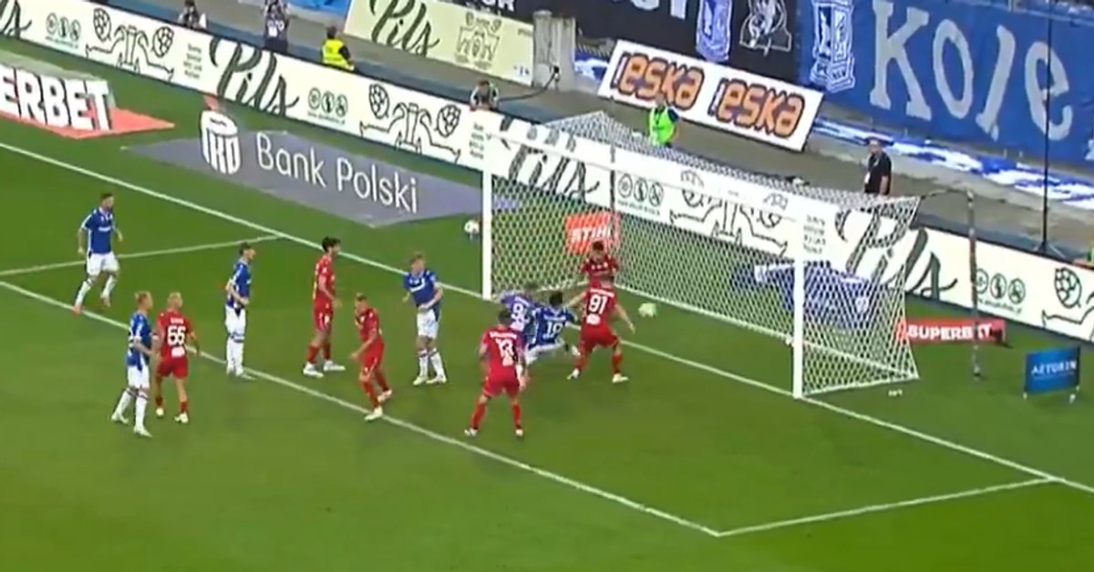 Błąd bramkarza pogrąża Widzew. Nieoczekiwany bohater [SKRÓT]