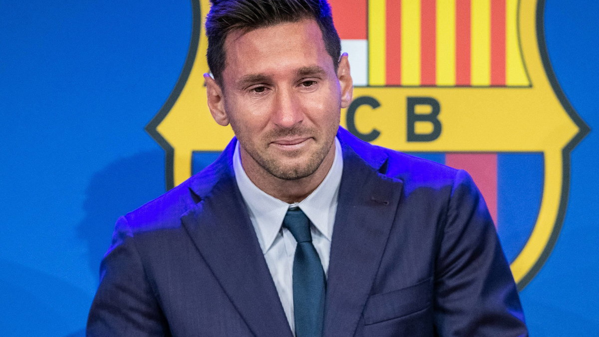 Leo Messi w trakcie pożegnalnej konferencji prasowej