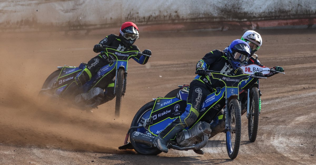 W delegacjach jeżdżą fatalnie. Teraz wyciągną asa z rękawa?