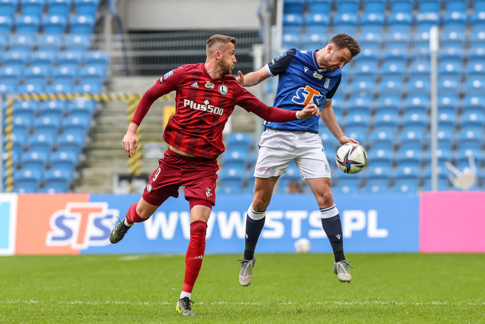 W ostatnim meczu z Lechem czeski napastnik trafił do siatki, ale gol nie został uznany - Pekhart był na spalonym.