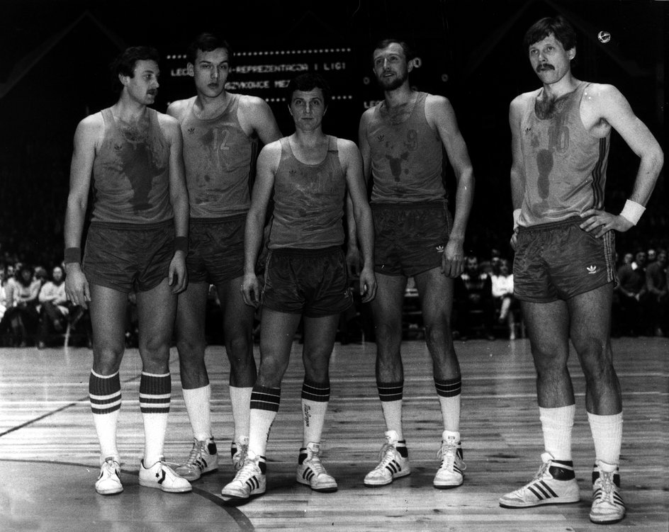 Lech Poznań w latach 80. Od lewej: Marek Kostencki, Jarosław Jechorek, Eugeniusz Kijewski, Zbigniew Bogucki, Ireneusz Mulak