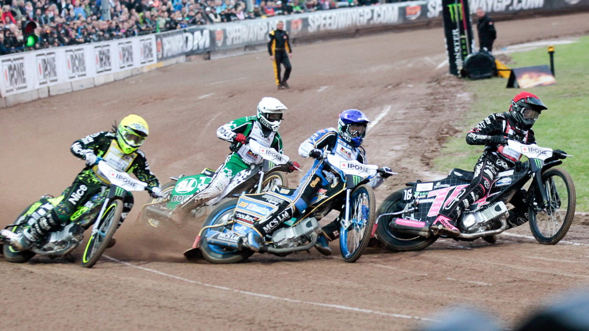 Jason Doyle (kask niebieski) podczas GP Niemiec 2017