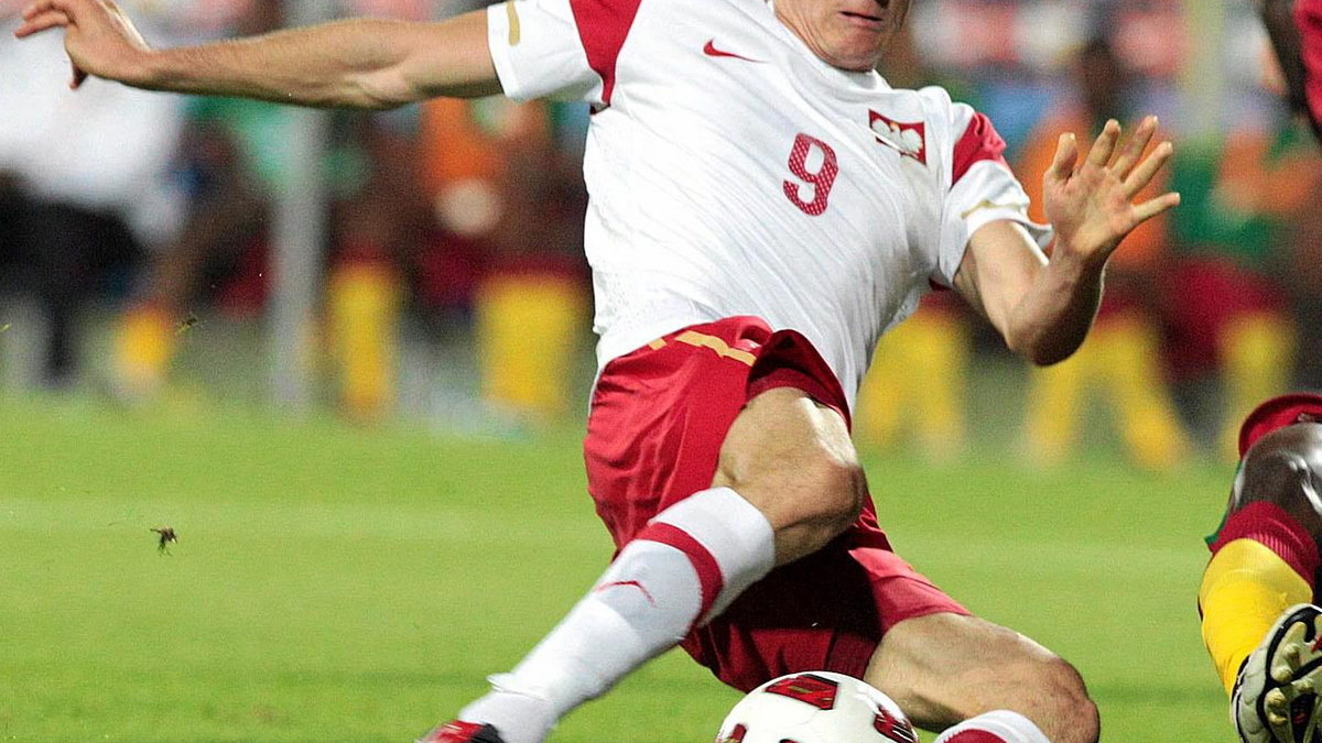 Polska - Kamerun: Robert Lewandowski (L)