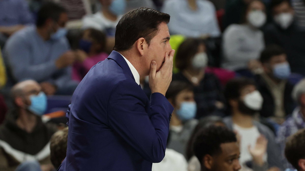 Trener Zenitu Xavi Pascual