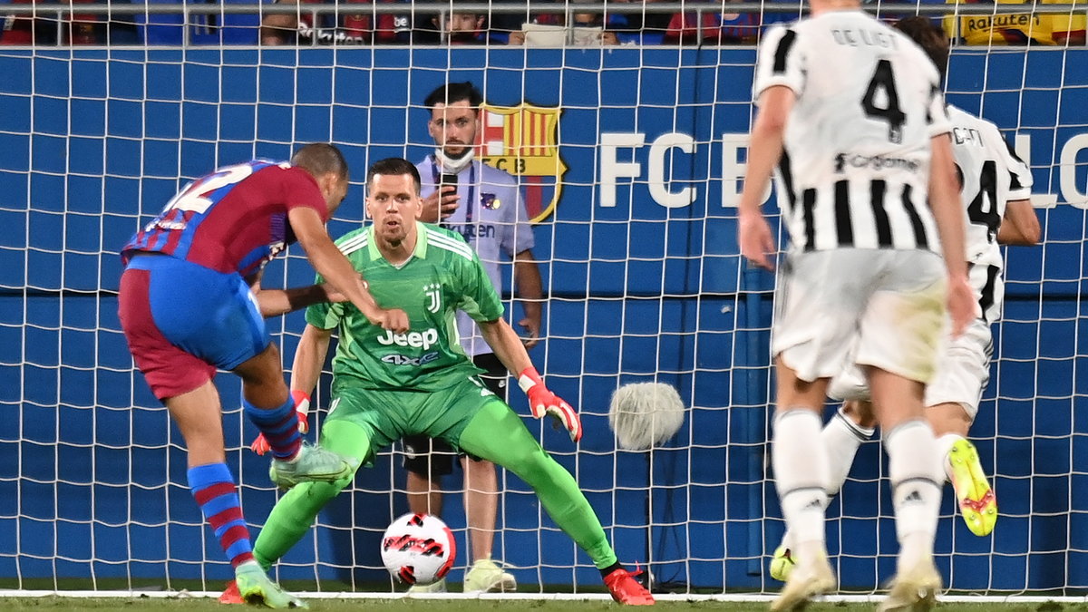 Wojciech Szczęsny w meczu Barcelona - Juventus