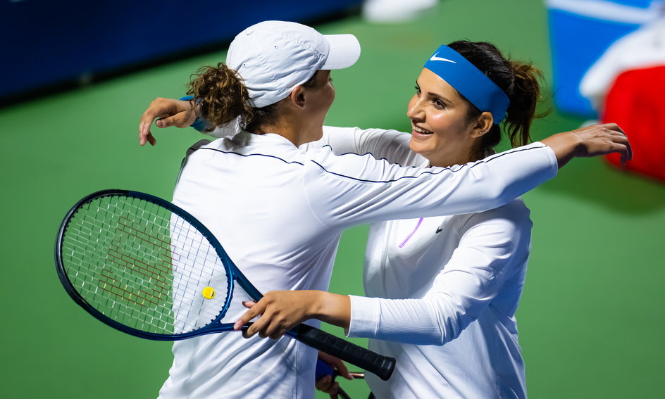 Madison Keys i Sania Mirza po ostatnim meczu w Dubaju