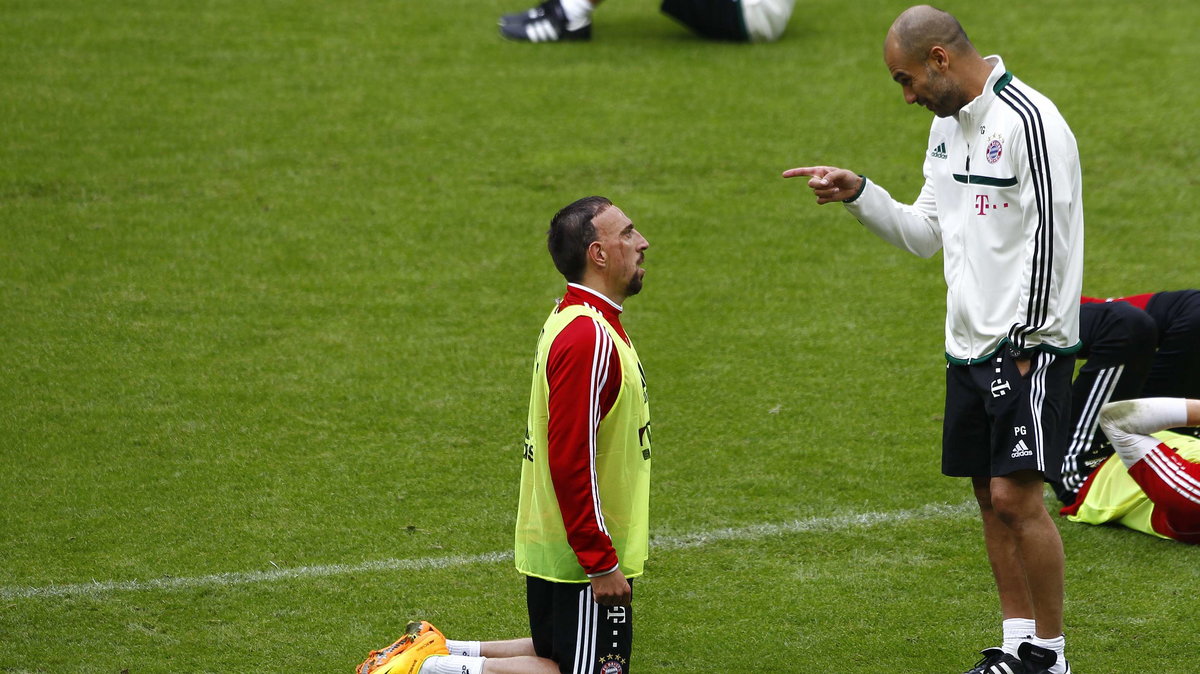 Josep Guardiola (P) i Franck Ribery (L)