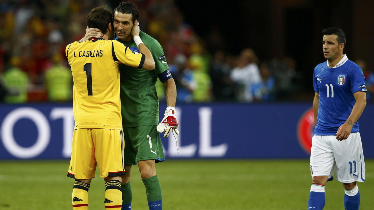 Iker Casillas (L) i Gianluigi Buffon