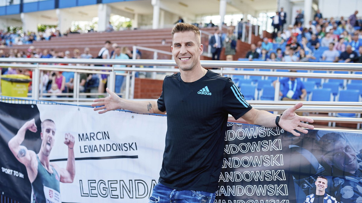 Marcin Lewandowski w sezonie letnim gościł na wielu mityngach, ale nie startował