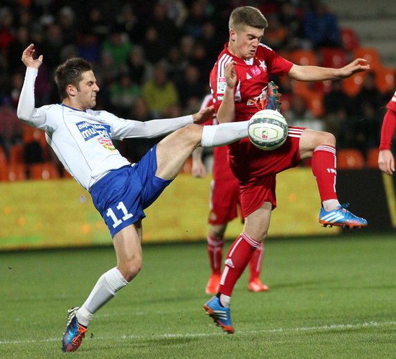 PIŁKARSKA EKSTRAKLASA PODBESKIDZIE KONTRA WISŁA KRAKÓW