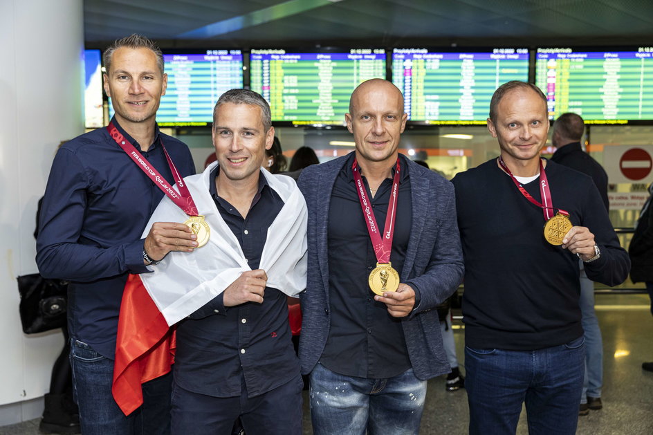 Polscy sędziowie finału MŚ. Od prawej: Tomasz Kwiatkowski (VAR), Tomasz Listkiewicz (asystent), Szymon Marciniak (główny), Paweł Sokolnicki (asystent).