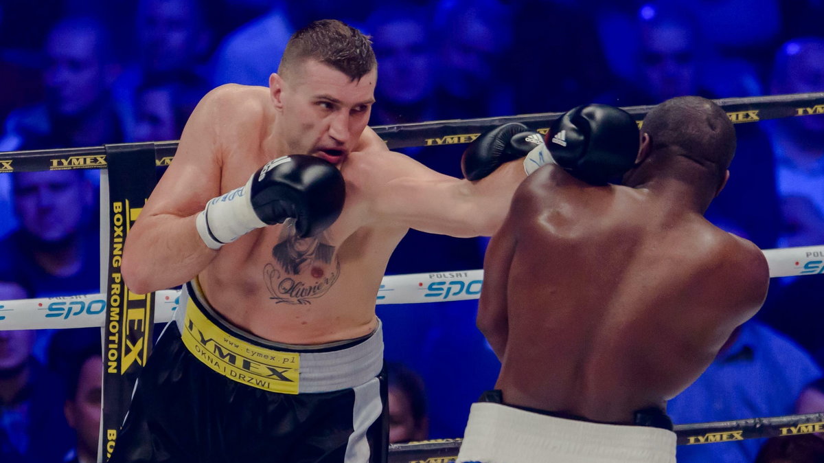 Mariusz Wach vs Gbenga Oloukun 