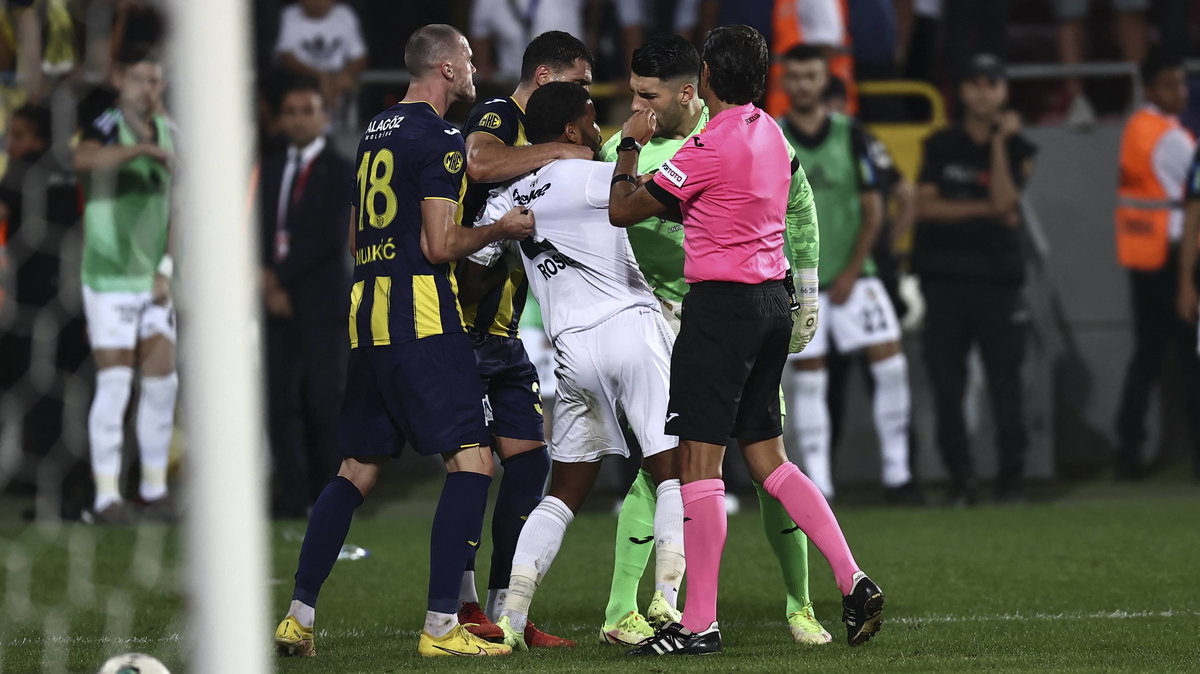 MKE Ankaragucu — Besiktas