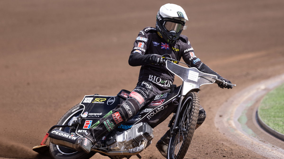 Martin Vaculik cieszy się z wygranej w Grand Prix Czech