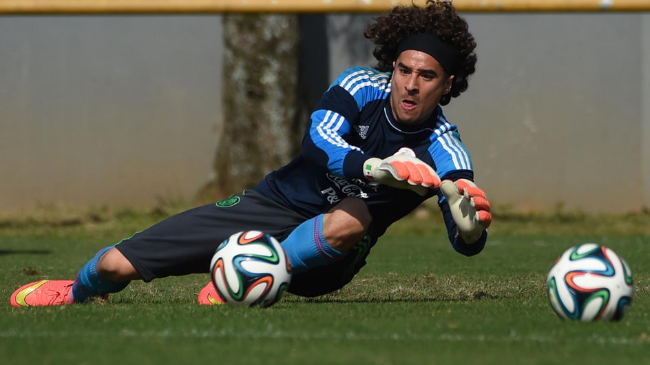 GUILLERMO OCHOA (Meksyk)