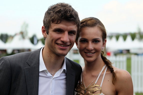 Thomas Mueller z żoną Lisą