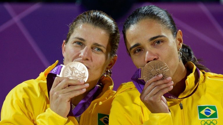 Larissa Franca (z lewej) i Juliana Silva