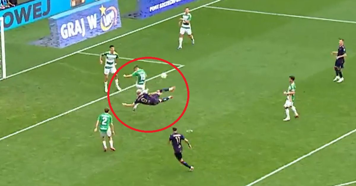 Siedem bramek i sensacja! Hit Ekstraklasy nie zawiódł. Oto skrót