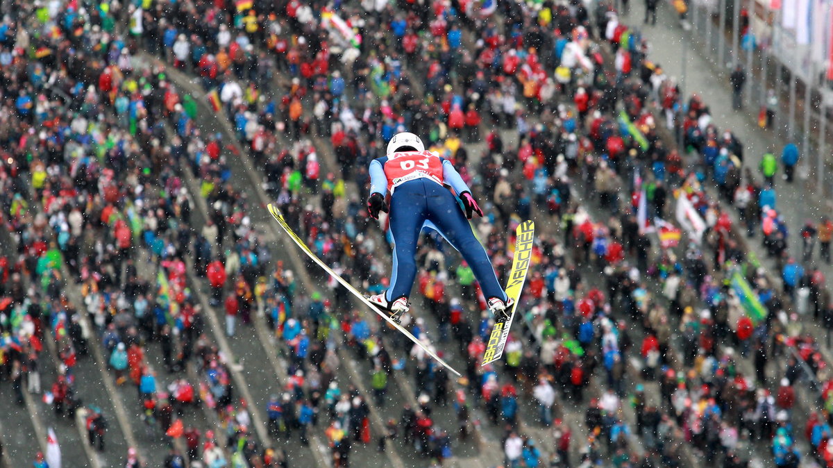 SKOKI NARCIARSKIE PŚ W KLINGENTHAL (Kamil Stoch)