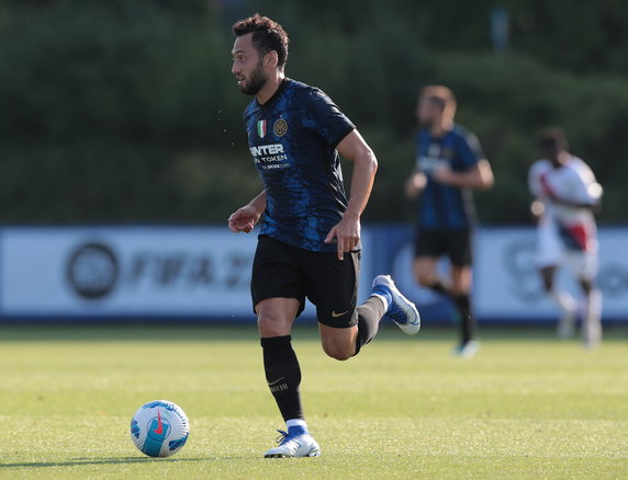 Hakan Calhanoglu (Inter Mediolan)