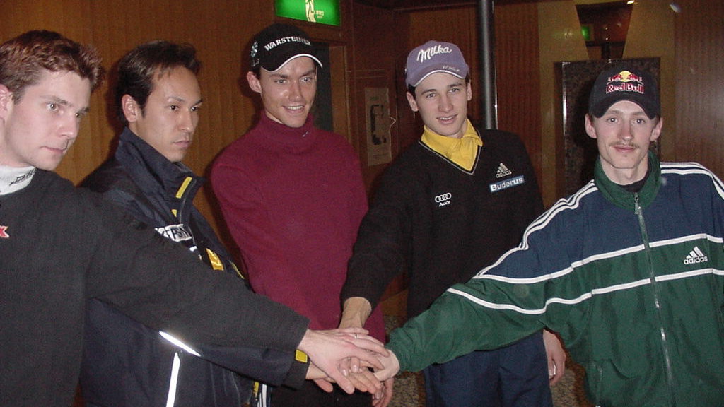 Od lewej: Janne Ahonen, Noriaki Kasai, Sven Hannawald, Martin Schmitt i Adam Małysz (2001 rok)