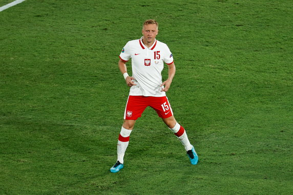 Kamil Glik w meczu z Hiszpanią na Euro 2020