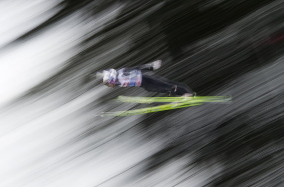 SKI-JUMP-FOURHILLS-AUT