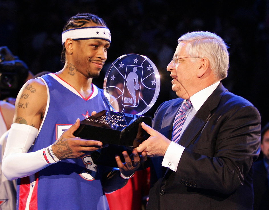 David Stern i Allen Iverson podczas meczu All-Star, któremu Stern nadał nowy prestiż