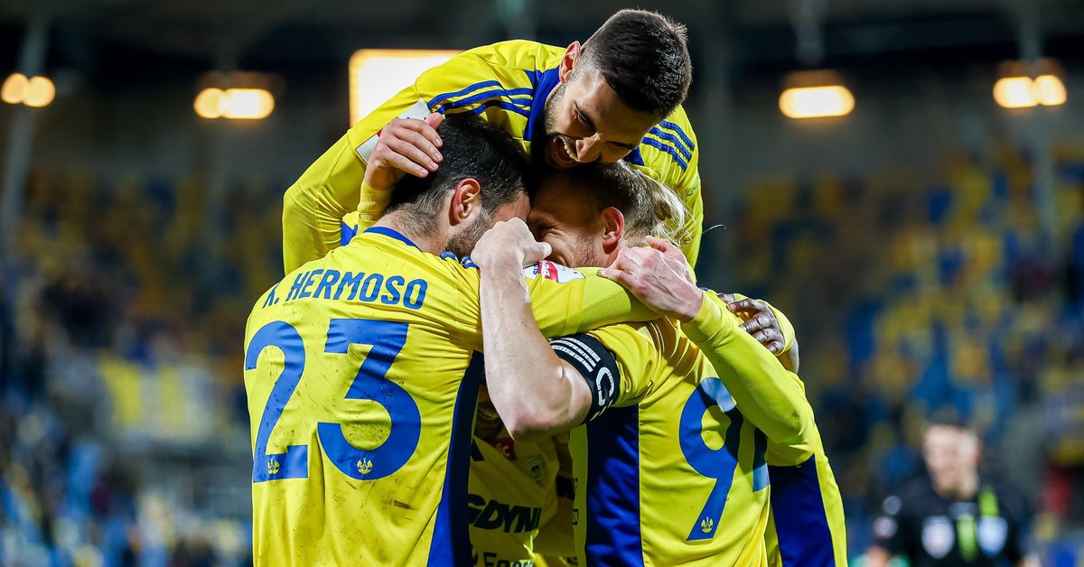 Gdzie obejrzeć mecz Pogoń Siedlce - Arka Gdynia? O której godzinie? Transmisja na żywo