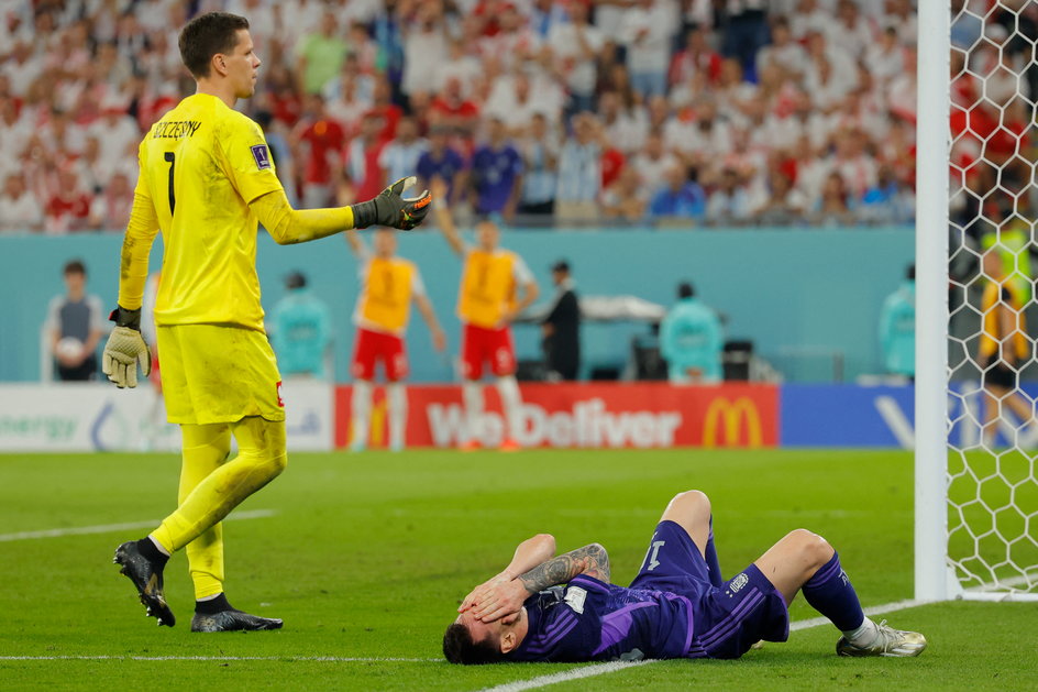 Wojciech Szczęsny i smutny Leo Messi