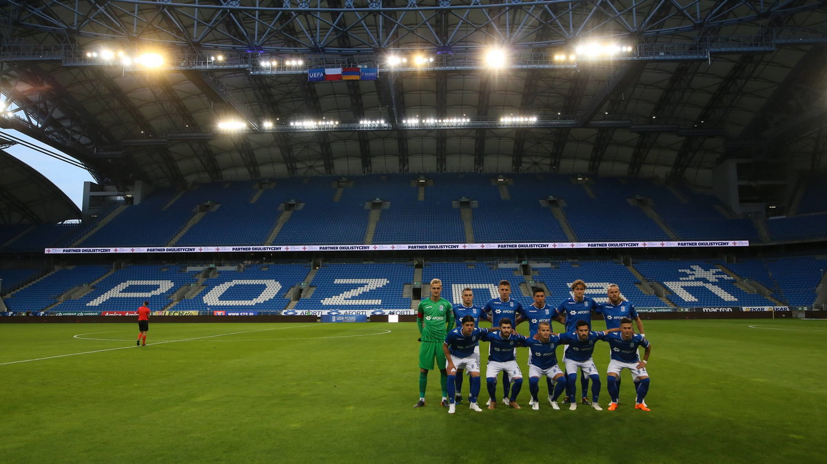 Lech Poznań na pustym stadionie