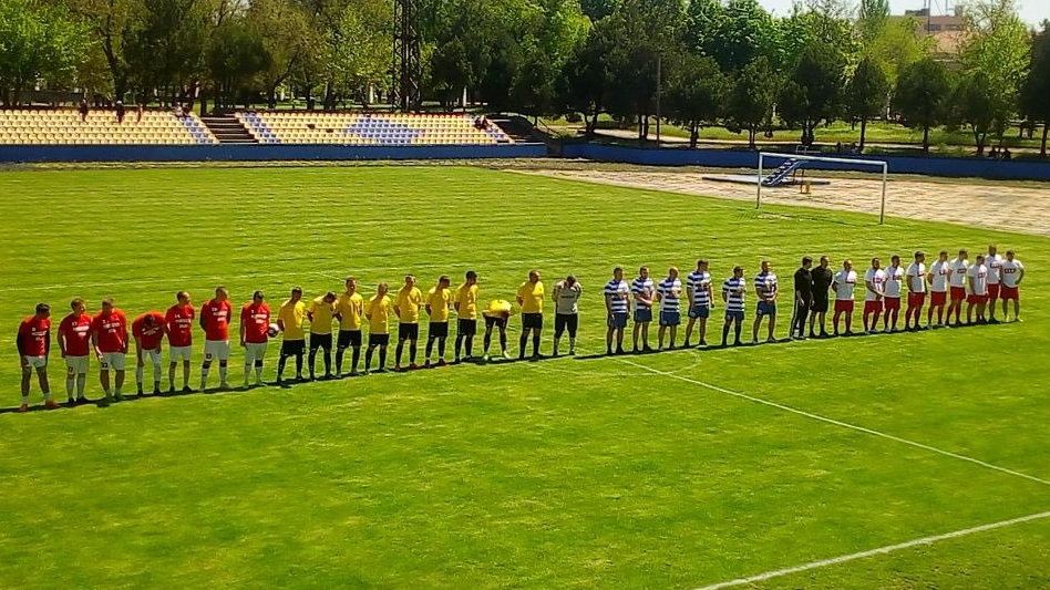 Stadion w Nowej Kachowce (Twitter: ZoryaLondonsk)