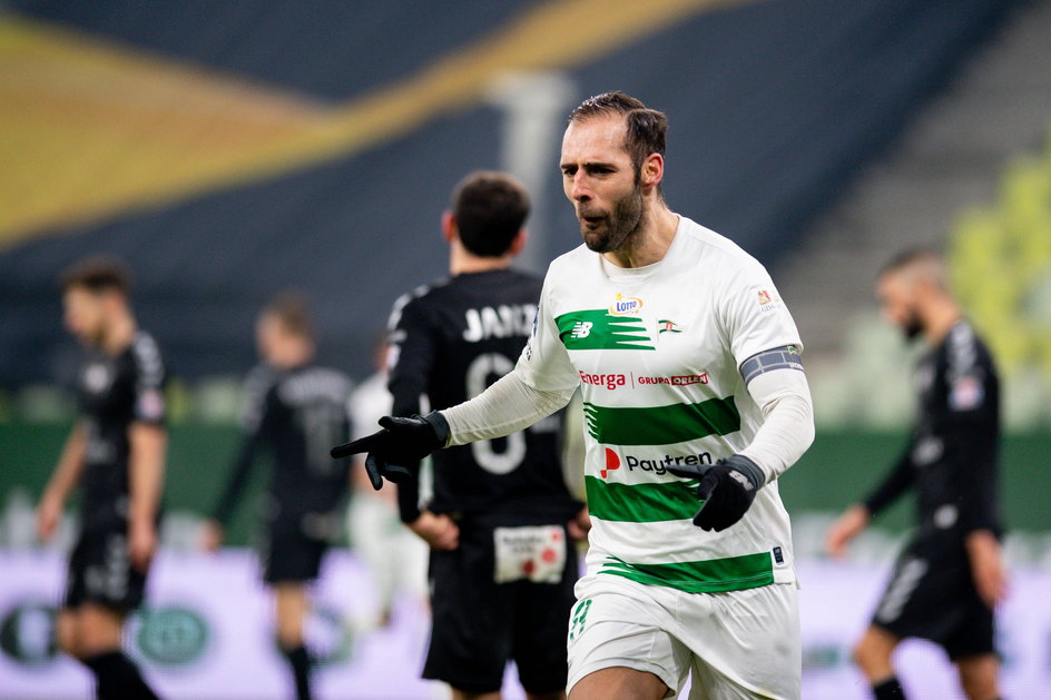 Tak się cieszył Flavio Paixao po trafieniu z Górnikiem Zabrze. W tym sezonie Portugalczyk zdobył już 8 bramek. 